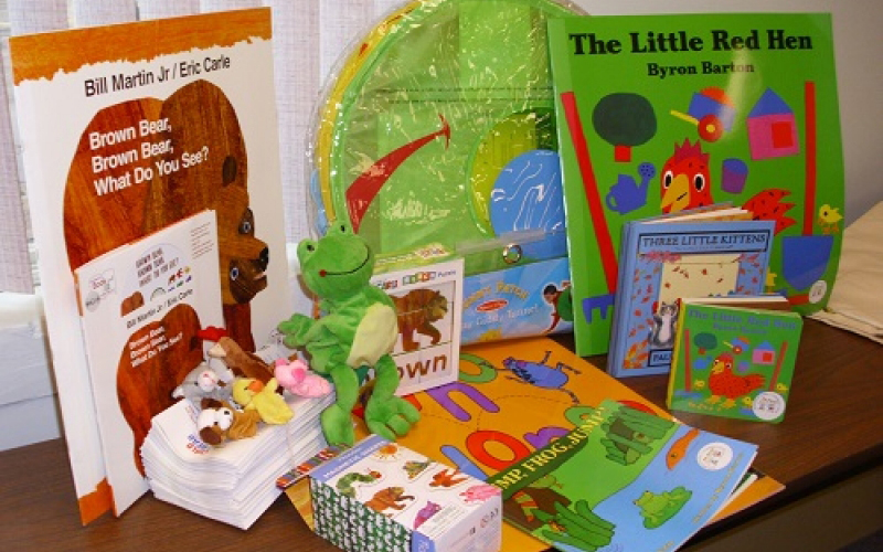Contents of the Talk! Early Literacy Kit