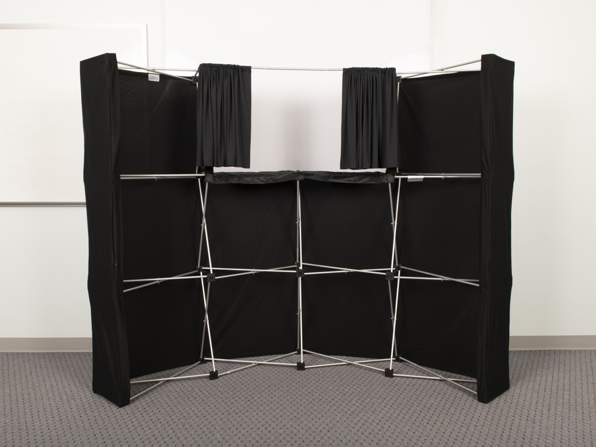 Presto Stage Portable Puppet Stage Back