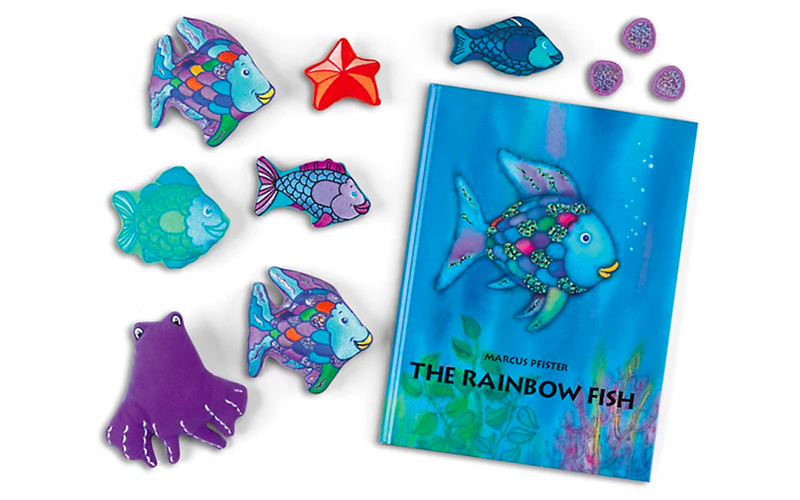 The Rainbow Fish storytelling set book and cloth characters