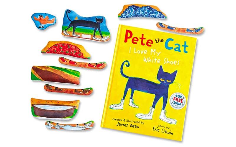 Pete the Cat: I Love My White Shoes Storytelling Set contents